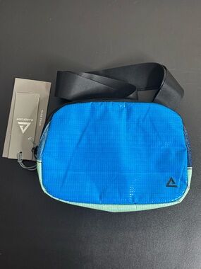 Rareform Zion Fanny Pack turquoise/green